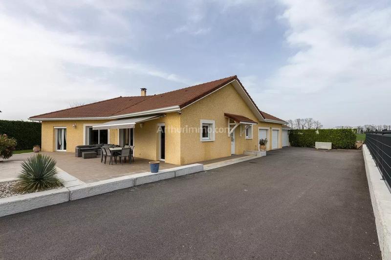 Maison - 137 m² - 5 pièces
