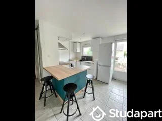 Chambre - 9 m² - 1 pièce