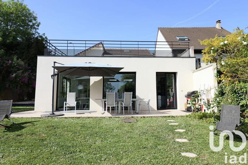 Maison - 195 m² - 6 pièces