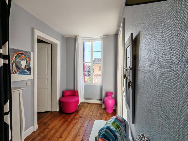 Maison - 207 m² - 6 pièces