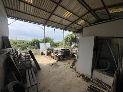 Entrepôt - 200 m² - 2 pièces