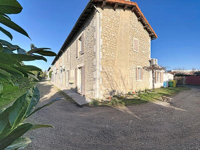 Maison - 93 m² - 4 pièces