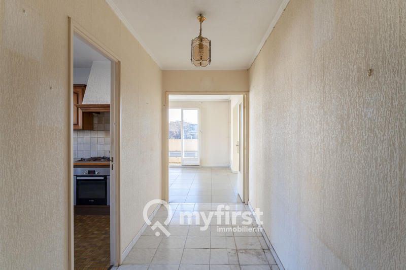 Appartement - 83 m² - 4 pièces