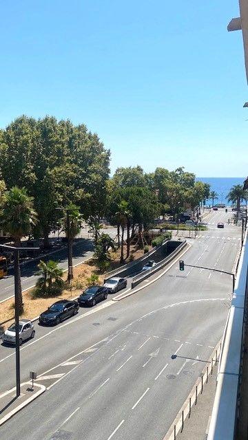 Appartement - 81 m² - 3 pièces