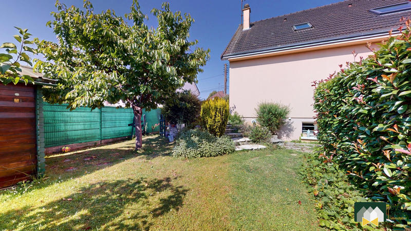 Maison traditionnelle - 115 m² - 4 pièces