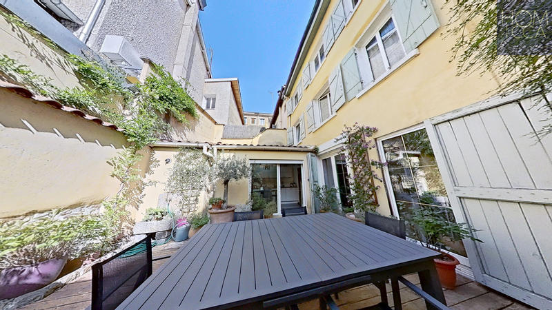 Maison de village - 119 m² - 7 pièces