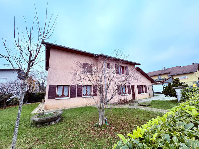 Entrepôt - 356 m² - 6 pièces