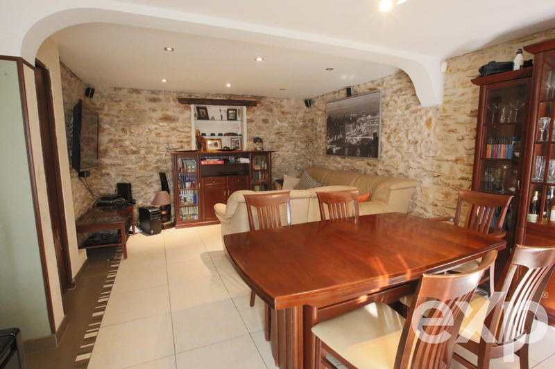 Maison - 147 m² - 7 pièces