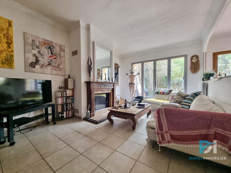 Maison - 180 m² - 5 pièces