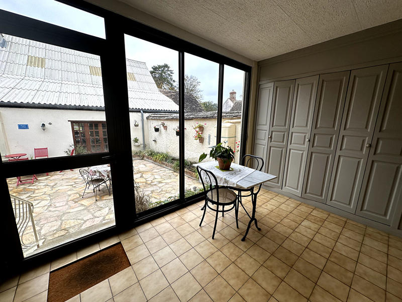 Maison - 271 m² - 7 pièces