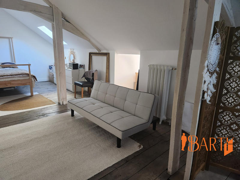 Maison - 350 m² - 10 pièces