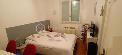 Maison jumelée - 92 m² - 4 pièces