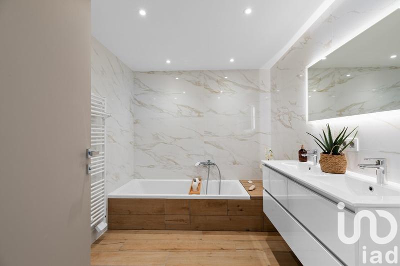 Appartement - 86 m² - 3 pièces