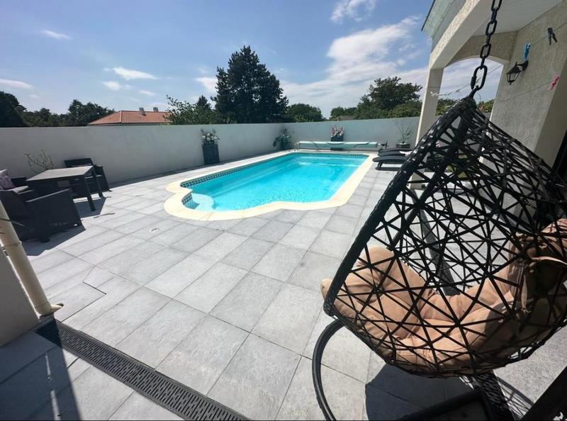 Maison - 167 m² - 7 pièces