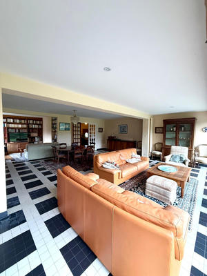 Maison - 150 m² - 5 pièces