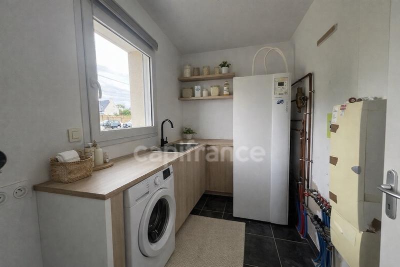 Maison - 90 m² - 5 pièces