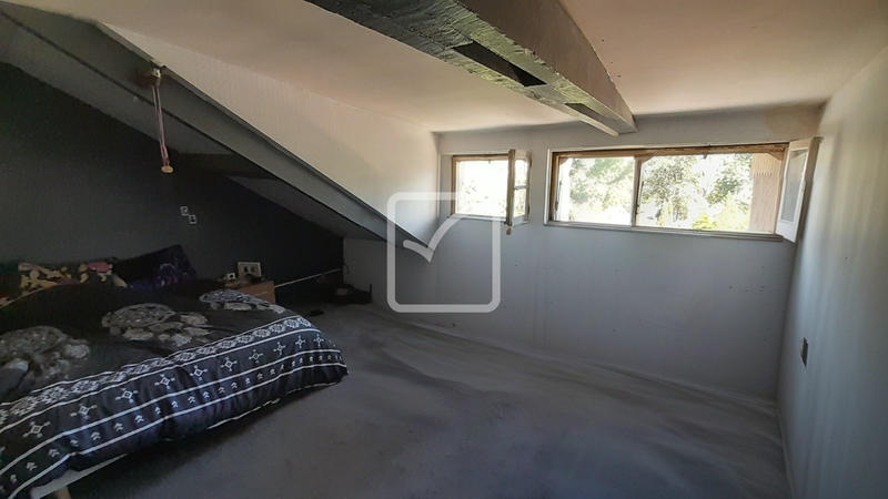 Maison - 156 m² - 8 pièces