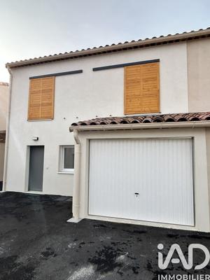 Maison - 97 m² - 5 pièces