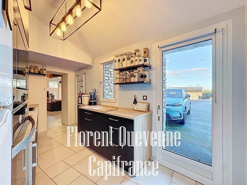 Maison en pierre - 142 m² - 7 pièces