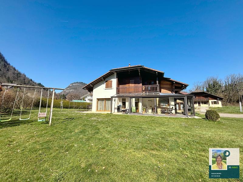 Villa - 195 m² - 7 pièces