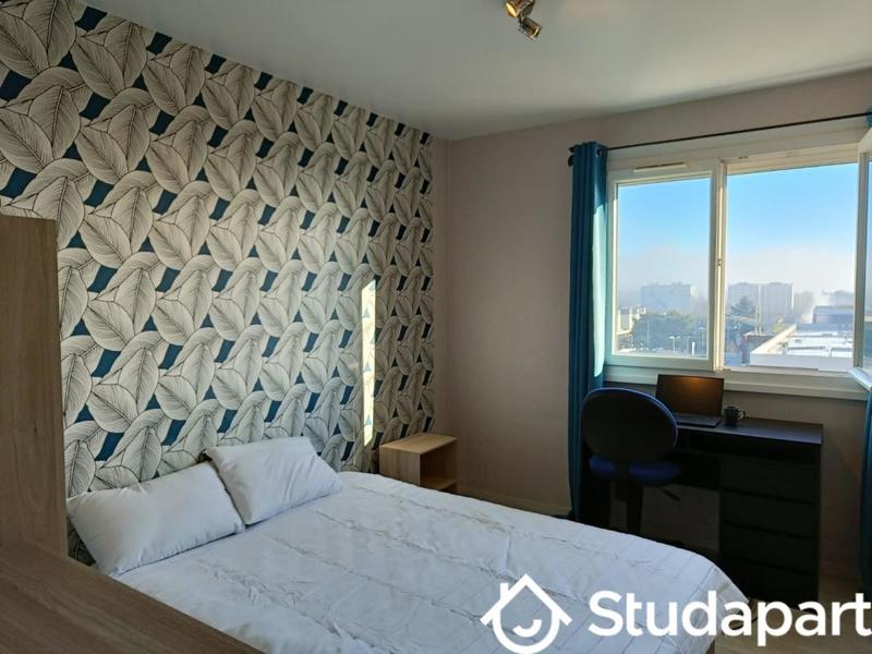 Chambre - 9 m² - 1 pièce