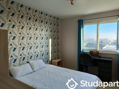 Chambre - 9 m² - 1 pièce