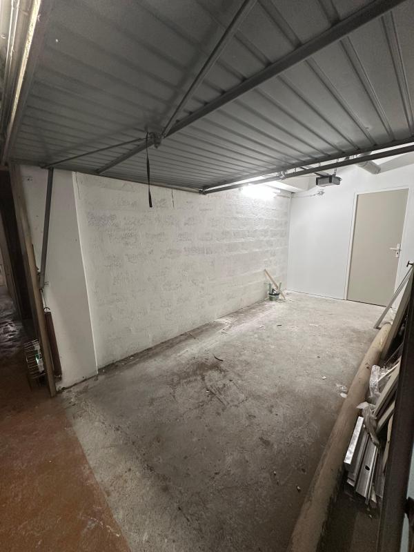 Loft - 157 m² - 5 pièces