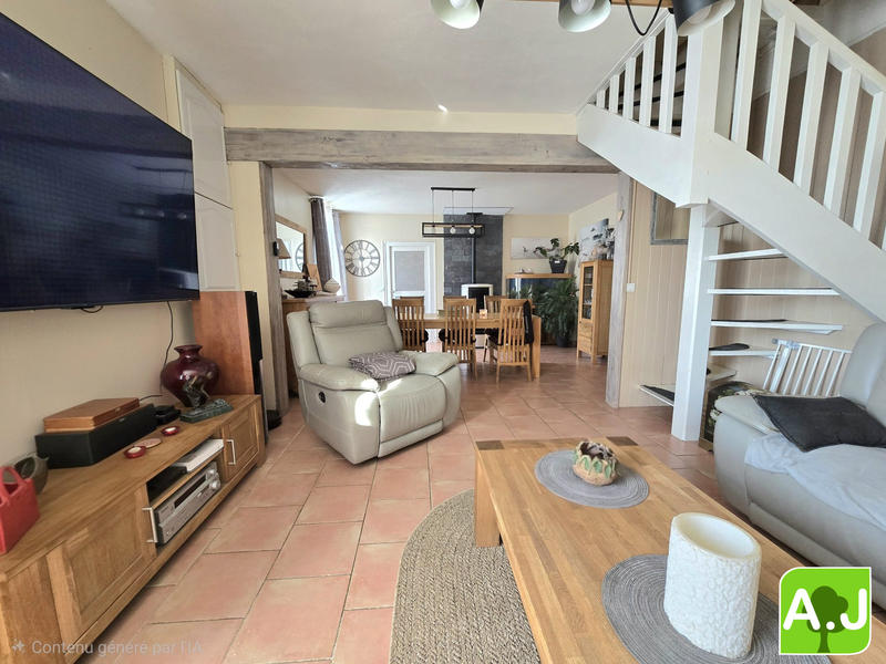 Maison - 107 m² - 6 pièces