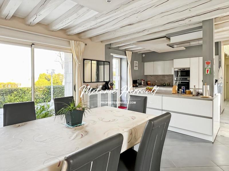 Maison - 170 m² - 6 pièces