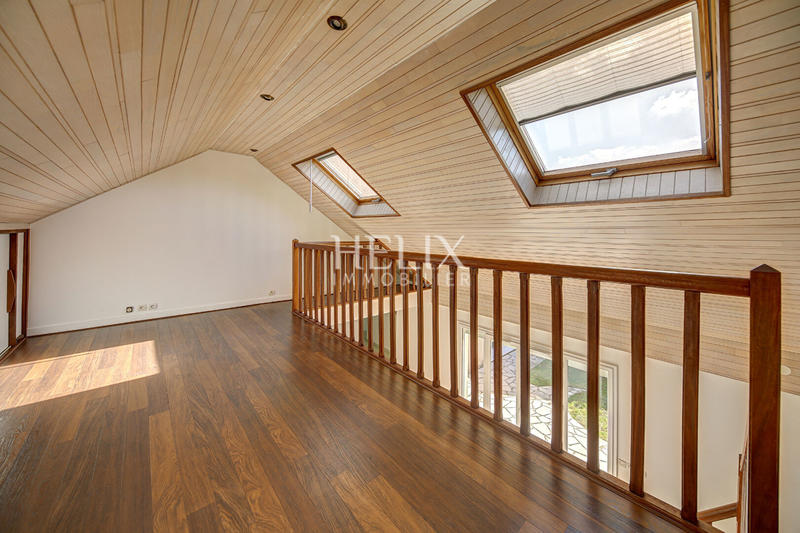 Maison - 152 m² - 6 pièces