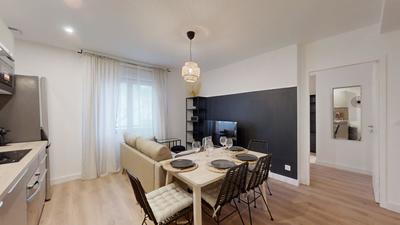 Appartement - 71 m² - 5 pièces