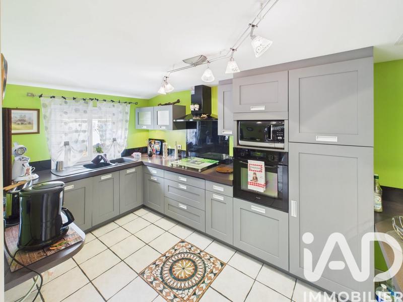 Maison - 104 m² - 5 pièces