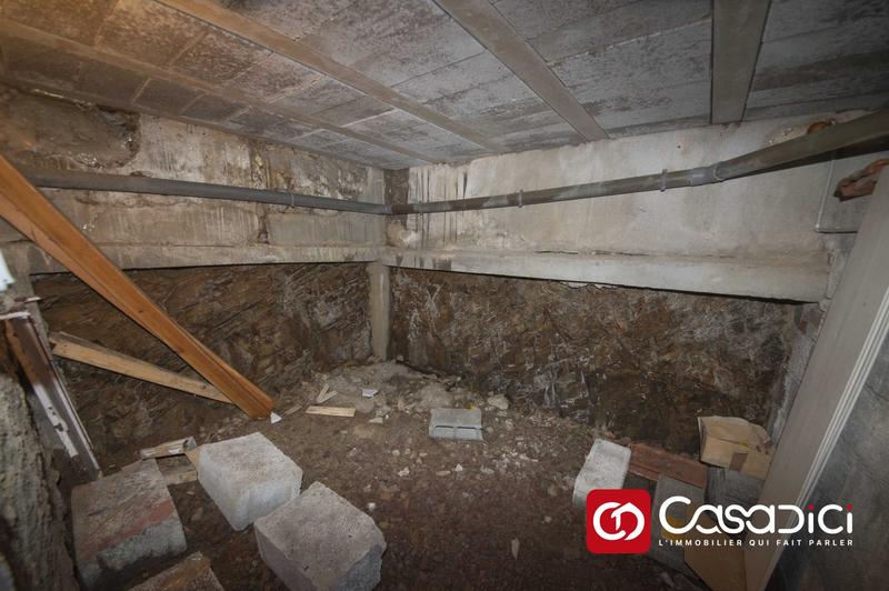 Maison - 96 m² - 5 pièces