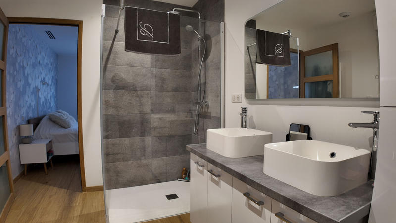 Maison - 202 m² - 6 pièces