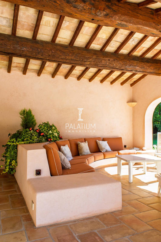 Mas - 311 m² - 12 pièces