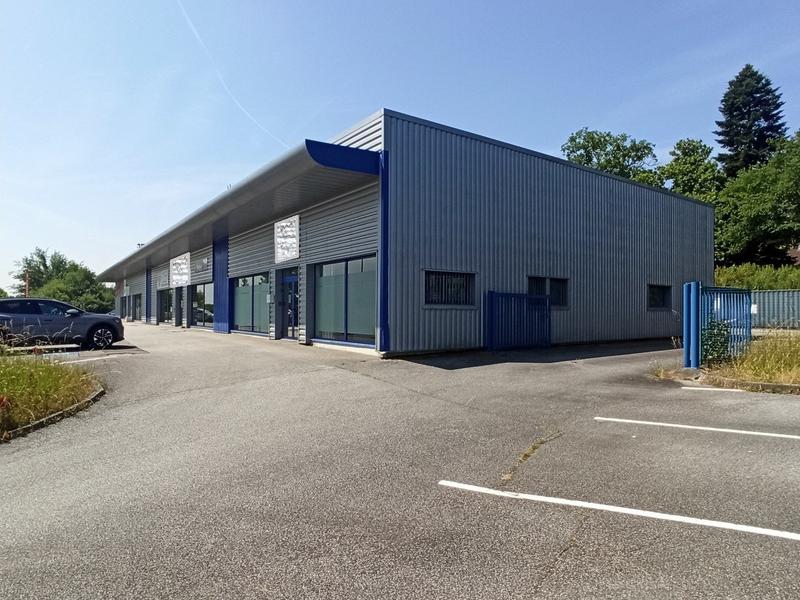 Local commercial - 440 m²