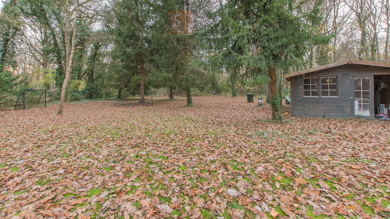 Maison - 400 m² - 8 pièces