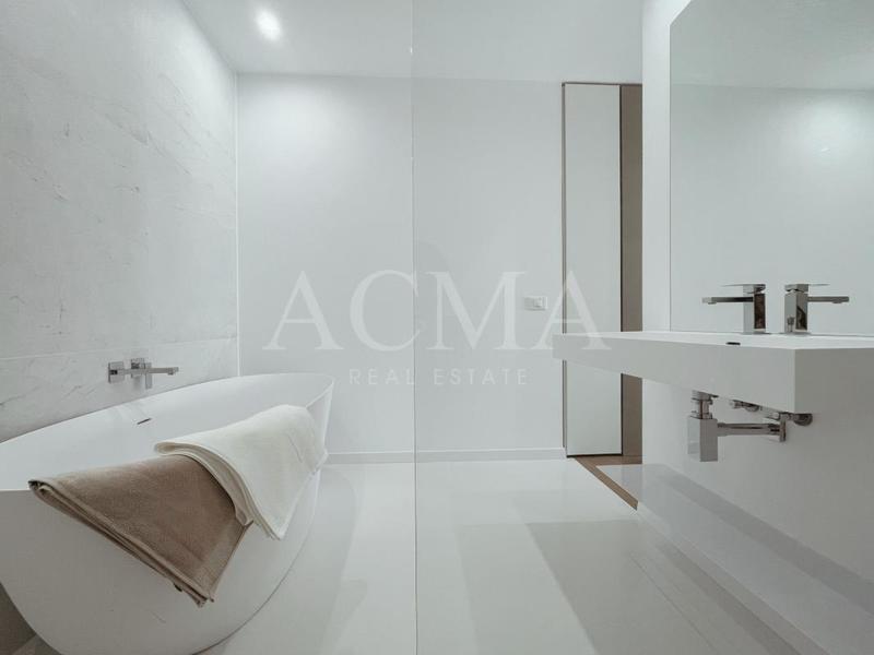 Appartement - 93 m² - 4 pièces