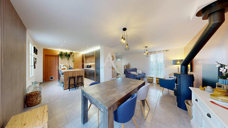 Maison - 116 m² - 6 pièces