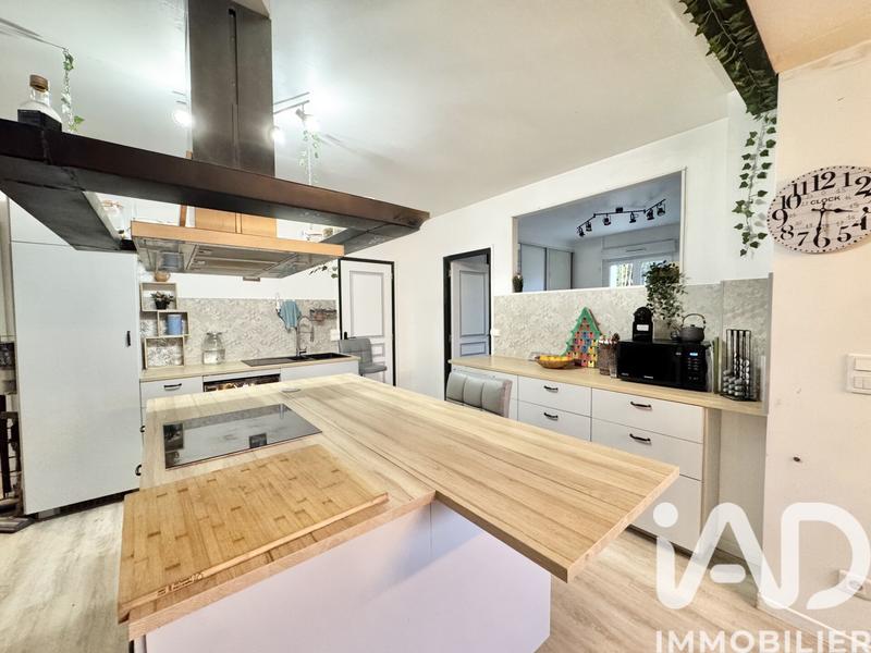 Maison - 140 m² - 6 pièces