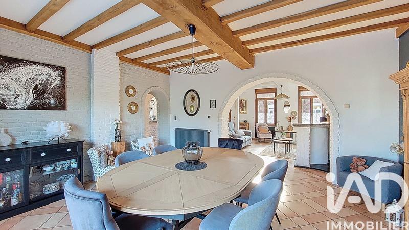 Maison - 140 m² - 5 pièces