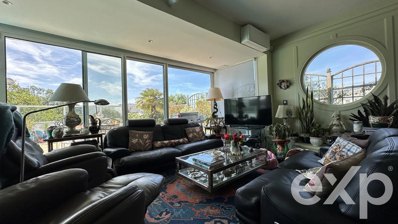 Appartement - 175 m² - 5 pièces