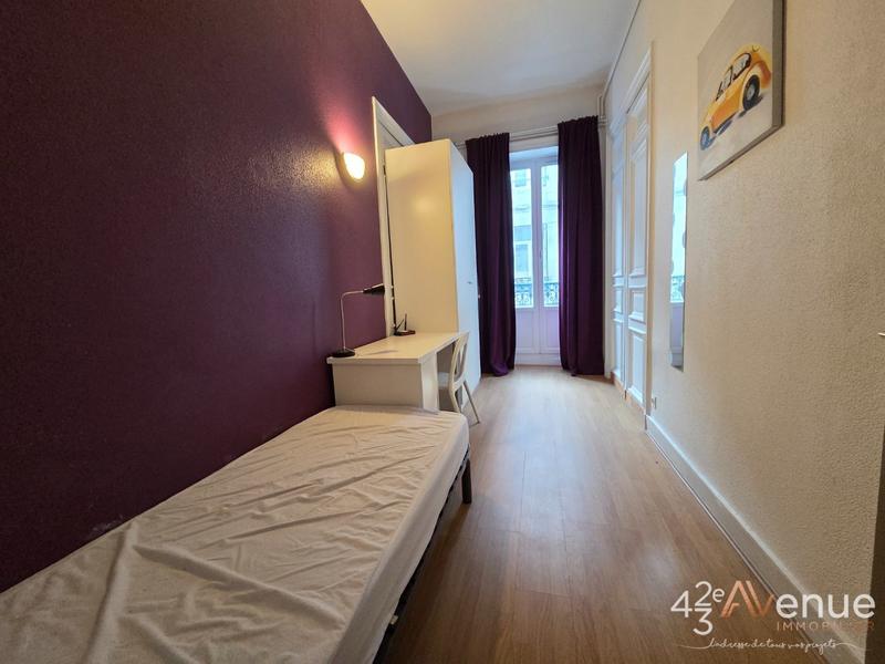 Appartement - 79 m² - 3 pièces