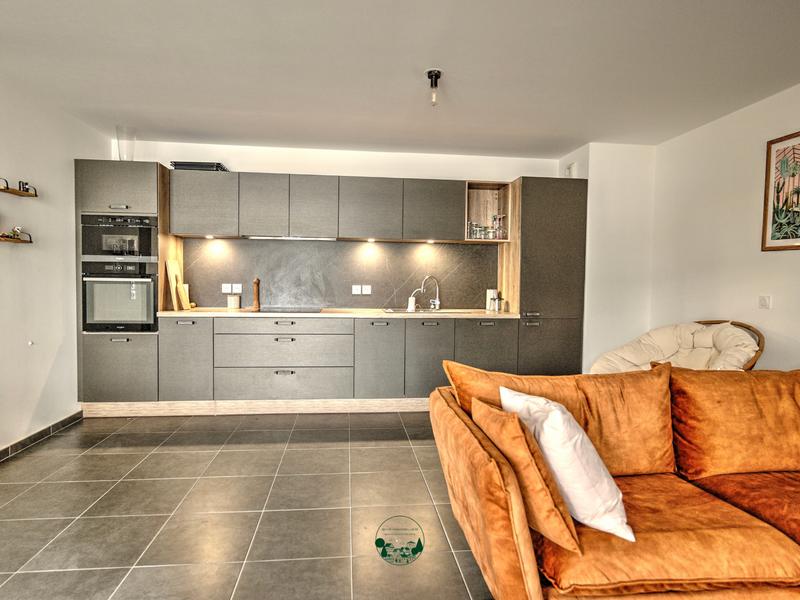 Appartement - 70 m² - 3 pièces