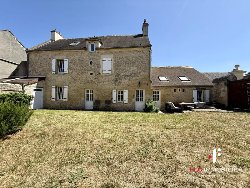 Maison - 137 m² - 6 pièces