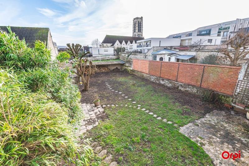 Maison de ville - 207 m² - 7 pièces