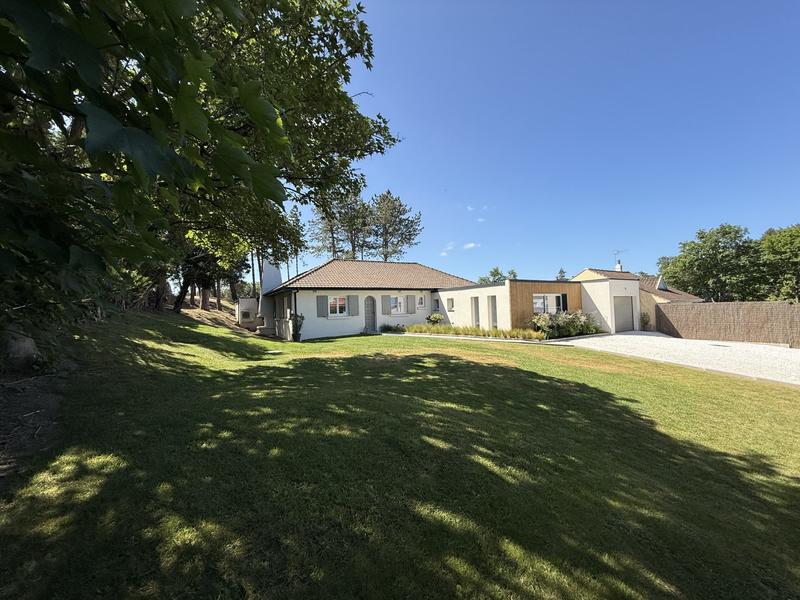 Maison - 148 m² - 6 pièces