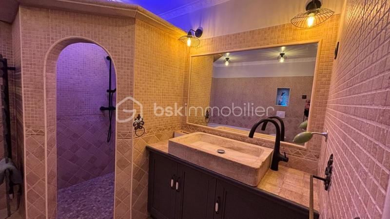 Villa - 180 m² - 5 pièces