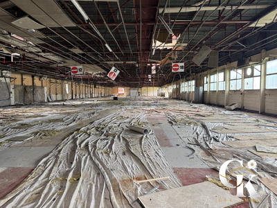 Local d'activités - 2 385 m²