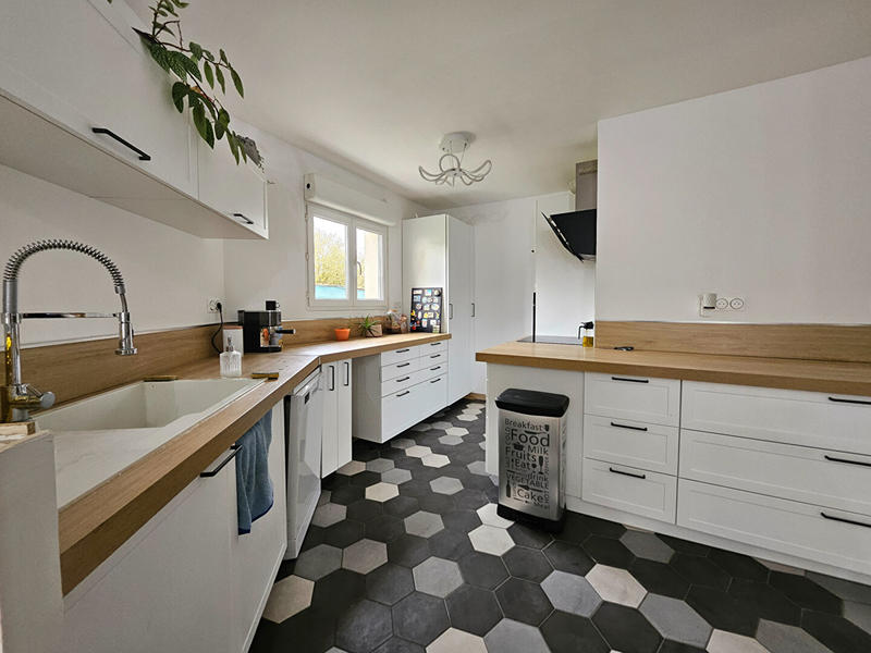 Maison - 100 m² - 5 pièces